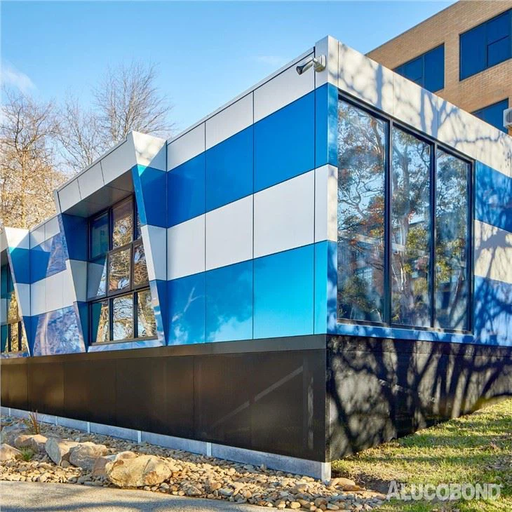 Mousserende sølvfarve på Alucobond ACP ACM